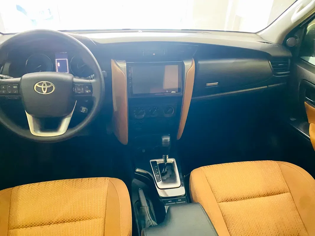 Toyota Fortuner 2.7 AT 4WD (166 حصان) - 11