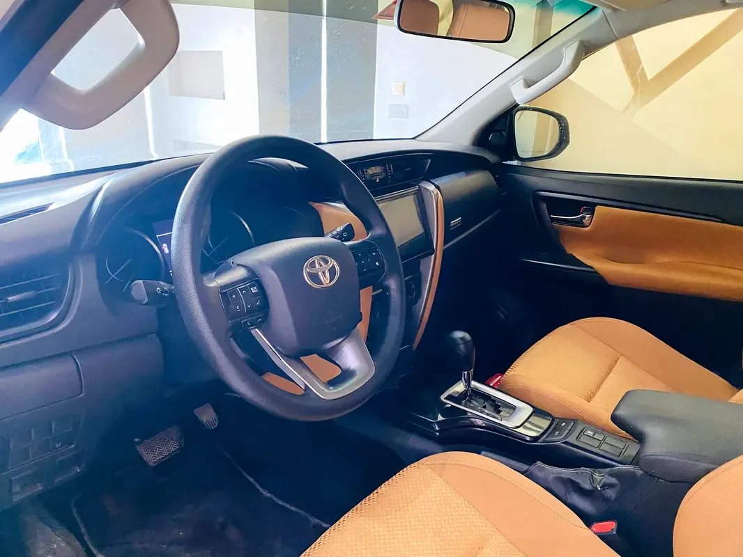 Toyota Fortuner 2.7 AT 4WD (166 حصان) - 14