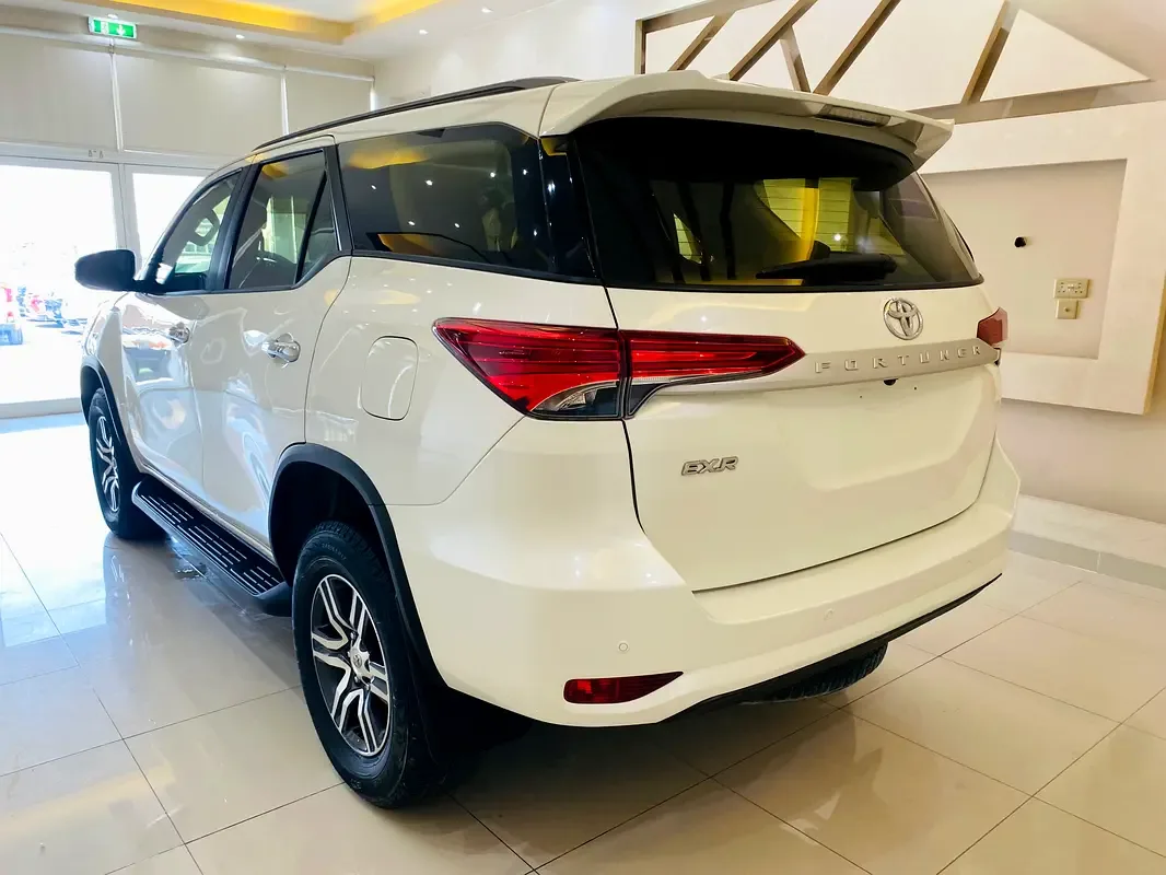 Toyota Fortuner 2.7 AT 4WD (166 حصان) - 18