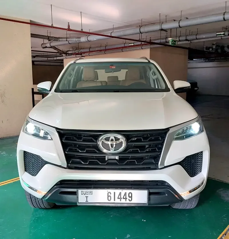 Toyota Fortuner 2.7 AT 4WD (166 حصان) - 2