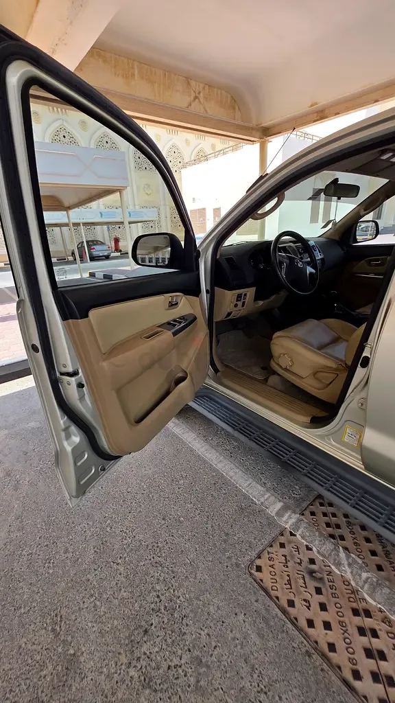 Toyota Fortuner 2.7 AT RWD (160 hp) - 8