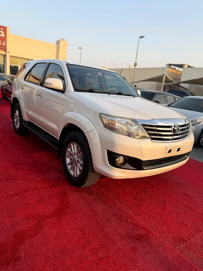 Toyota Fortuner 2.7 AT RWD (160 حصان) - 7