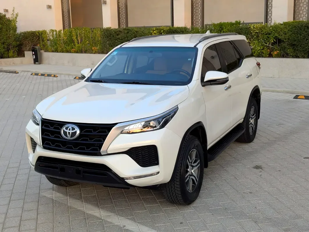 Toyota Fortuner 2.8 AT (204 حصان) - 2