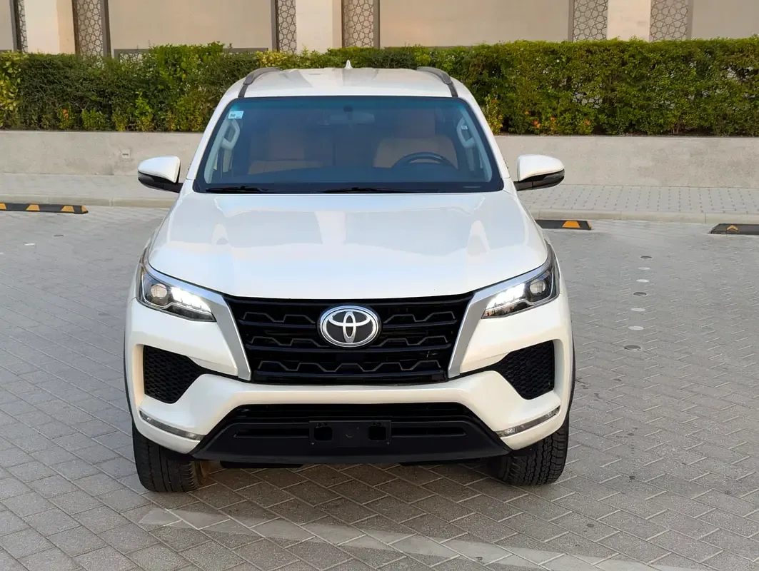 Toyota Fortuner 2.8 AT (204 حصان) - 3