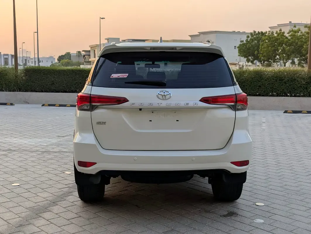 Toyota Fortuner 2.8 AT (204 حصان) - 5