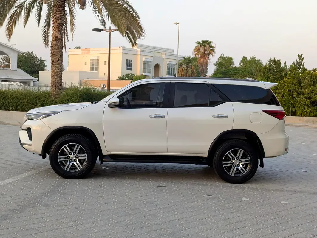 Toyota Fortuner 2.8 AT (204 حصان) - 7