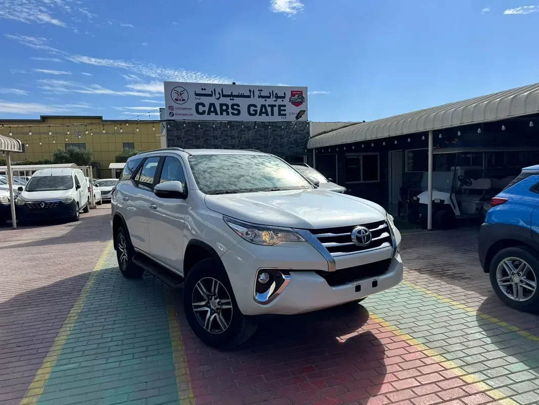 Toyota Fortuner 4.0 AT 4WD (238 hp)