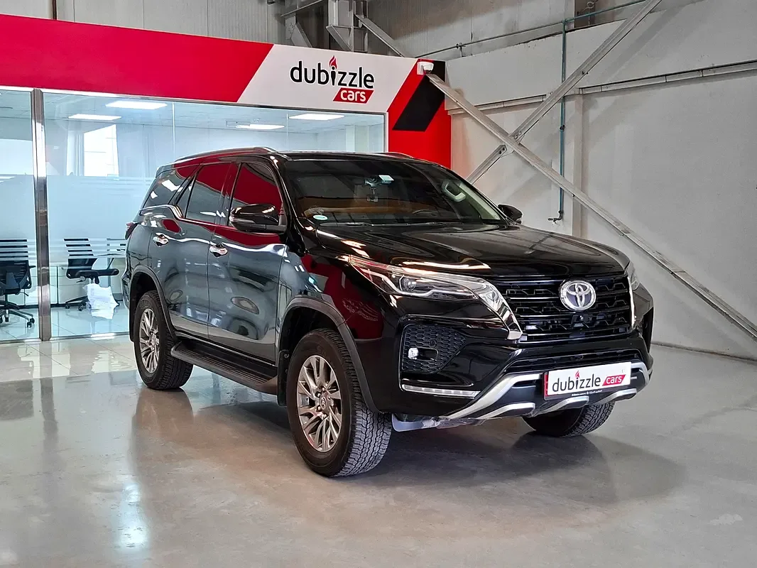 Toyota Fortuner 4.0 AT 4WD (238 hp)