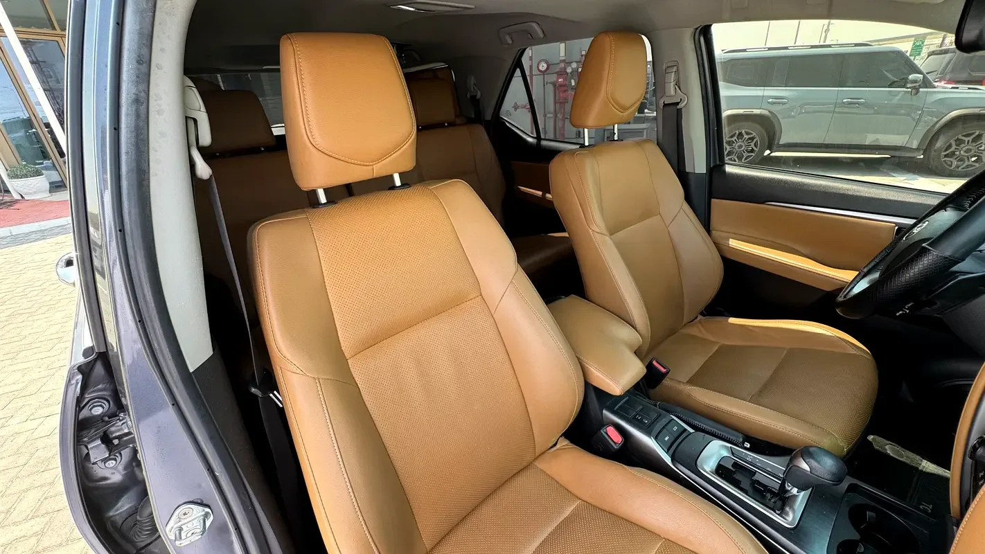 Toyota Fortuner 4.0 AT 4WD (238 hp) - 9