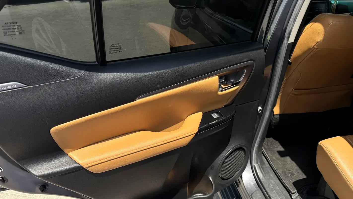 Toyota Fortuner 4.0 AT 4WD (238 hp) - 13