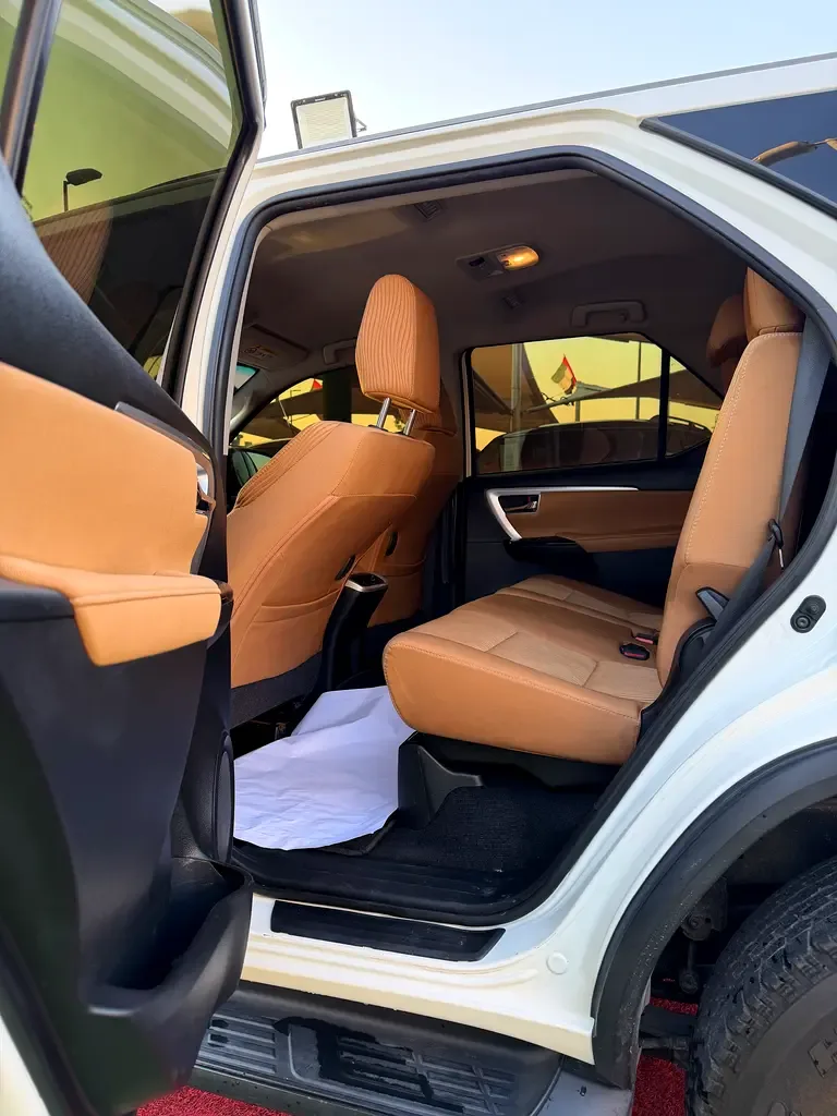 Toyota Fortuner 4.0 AT 4WD (238 hp) - 7