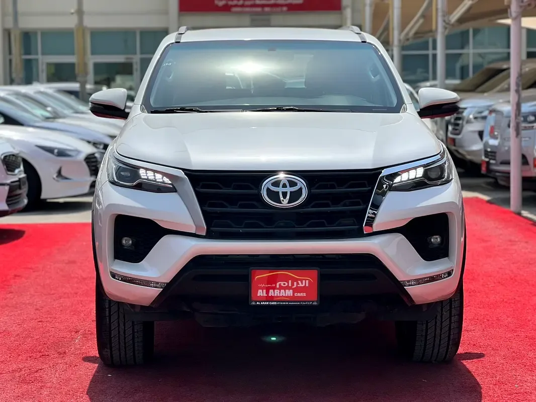 Toyota Fortuner 4.0 AT 4WD (238 hp) - 2