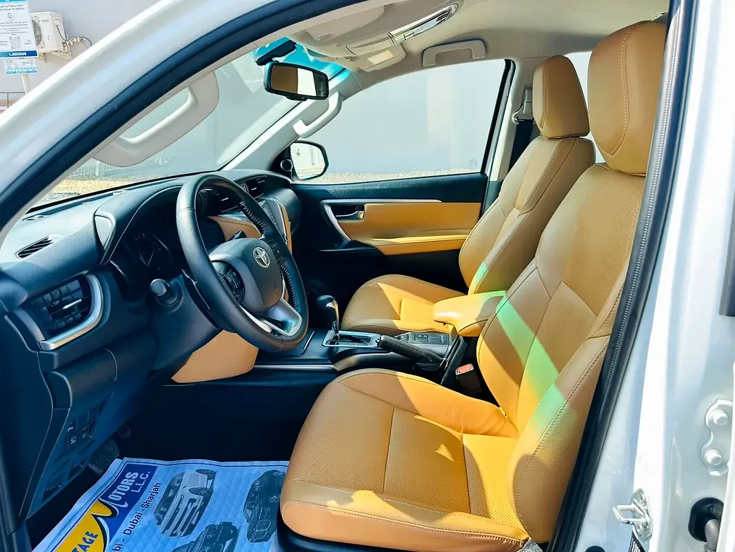 Toyota Fortuner 4.0 AT 4WD (238 hp) - 6