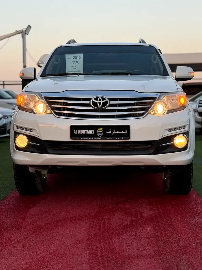 Toyota Fortuner 4.0 AT AWD (235 hp)