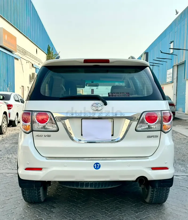 Toyota Fortuner 4.0 AT RWD (235 hp) - 2