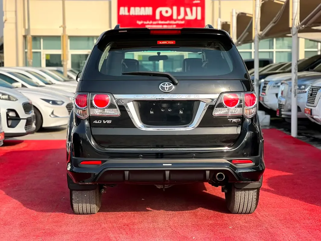 Toyota Fortuner 4.0 AT RWD (235 hp) - 5