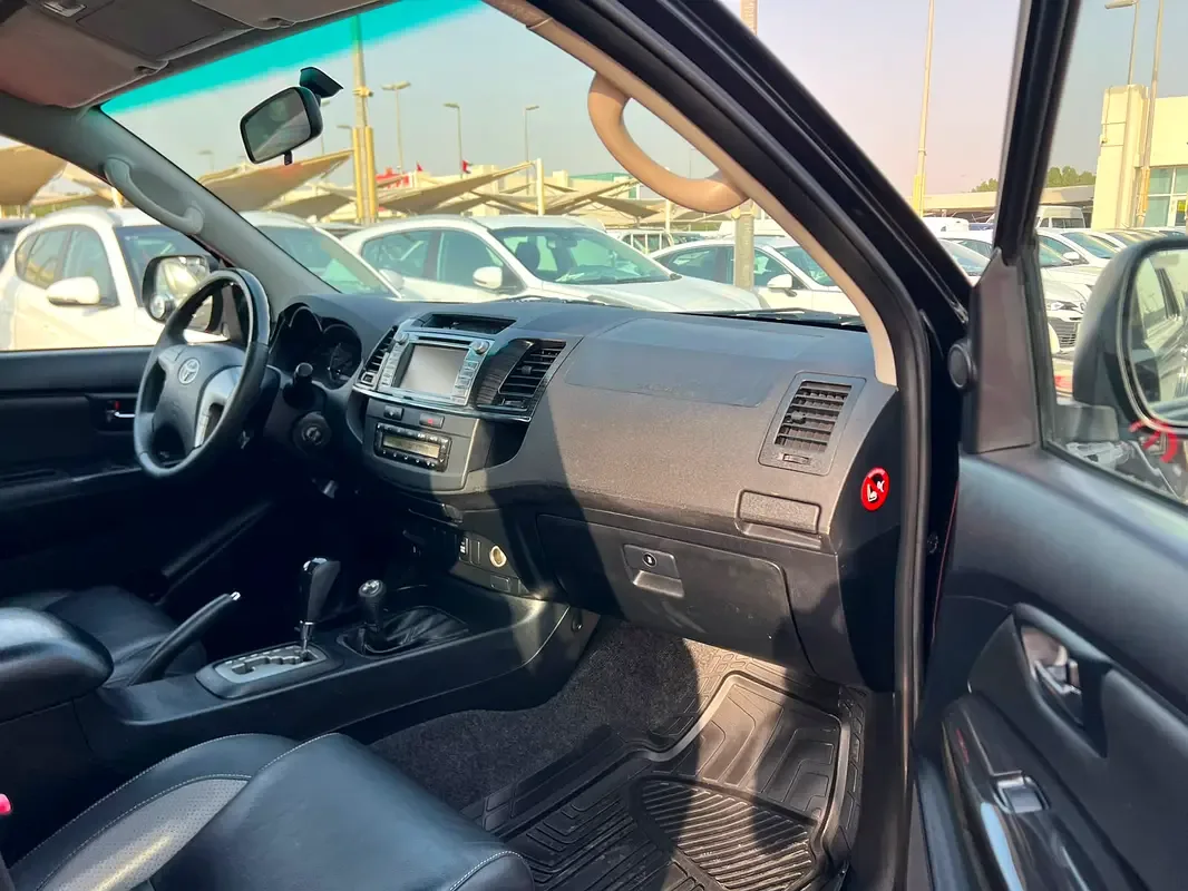Toyota Fortuner 4.0 AT RWD (235 hp) - 9