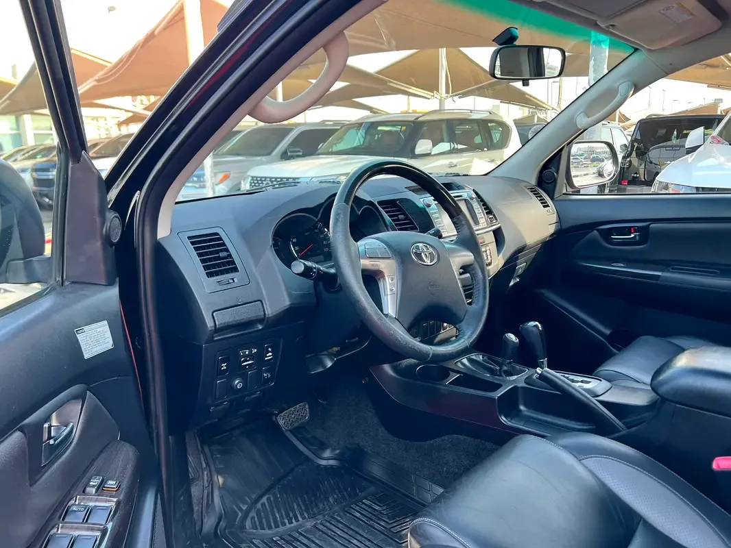 Toyota Fortuner 4.0 AT RWD (235 hp) - 7