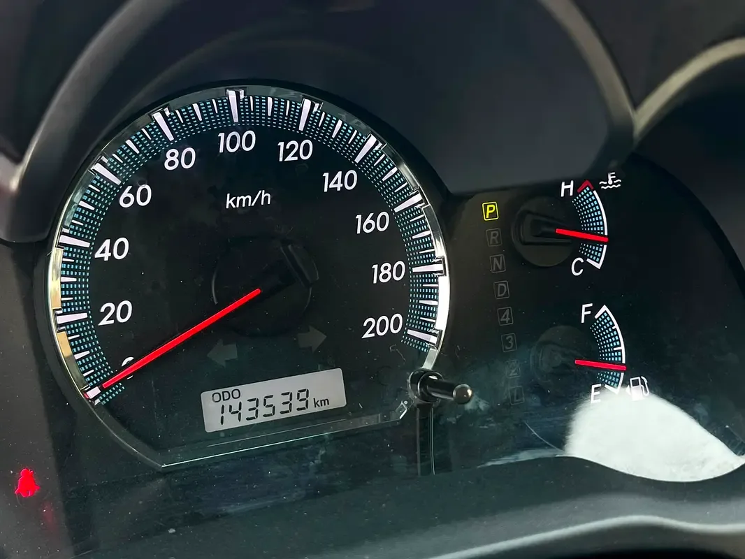 Toyota Fortuner 4.0 AT RWD (235 hp) - 18
