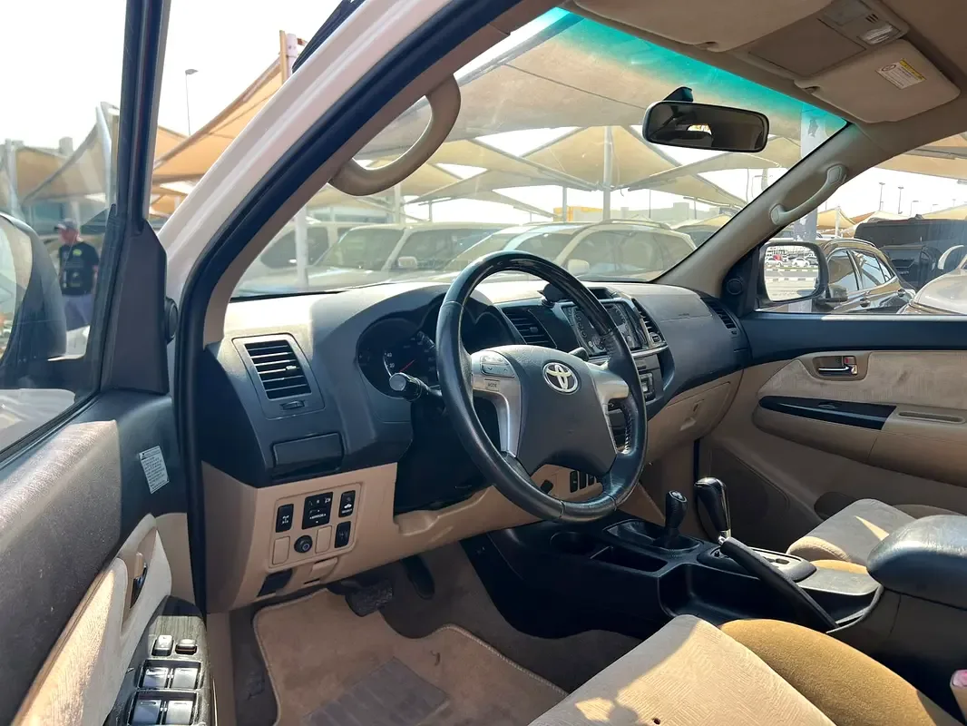Toyota Fortuner 4.0 AT RWD (235 hp) - 8