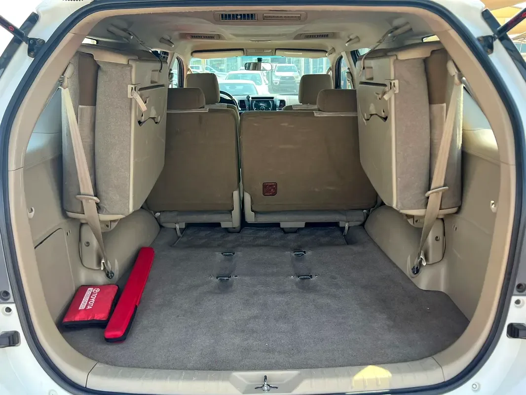 Toyota Fortuner 4.0 AT RWD (235 hp) - 14