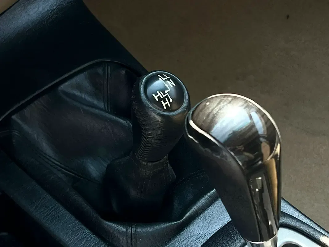 Toyota Fortuner 4.0 AT RWD (235 hp) - 16