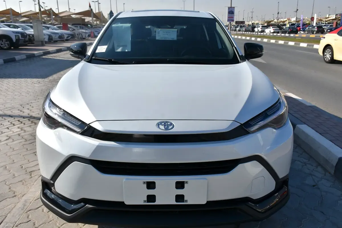Toyota Frontlander 2.0 CVT (196 حصان) - 2