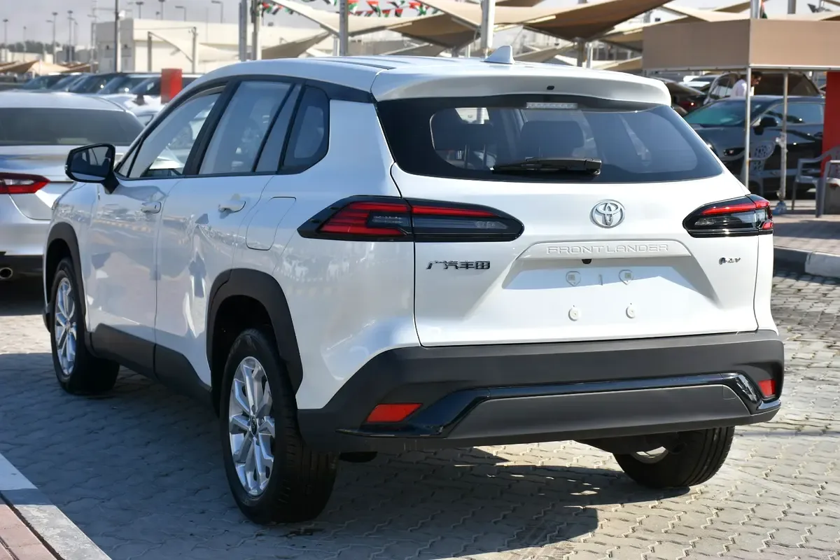 Toyota Frontlander 2.0 CVT (196 حصان) - 4