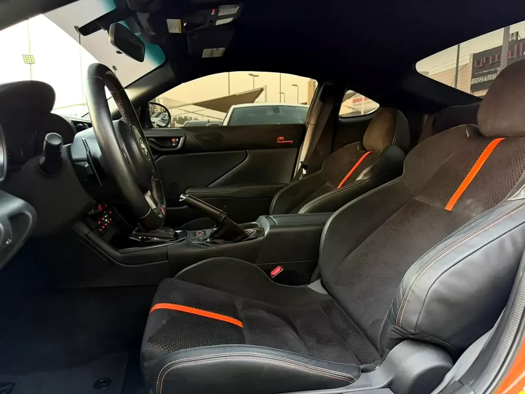 Toyota GR86 2.4 AT (235 حصان) - 9
