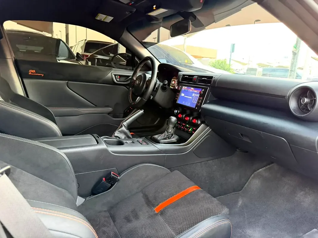 Toyota GR86 2.4 AT (235 حصان) - 11