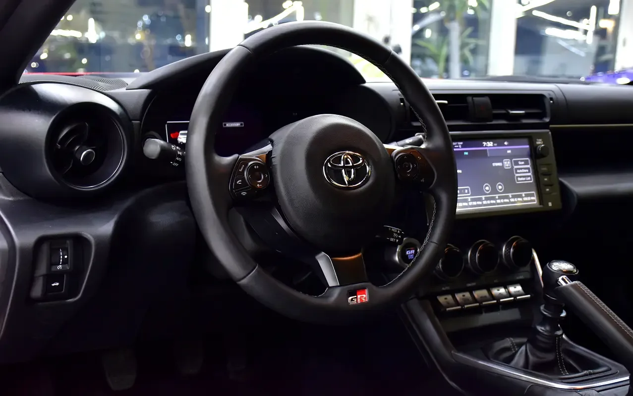 Toyota GR86 2.4 MT (235 hp) - 14