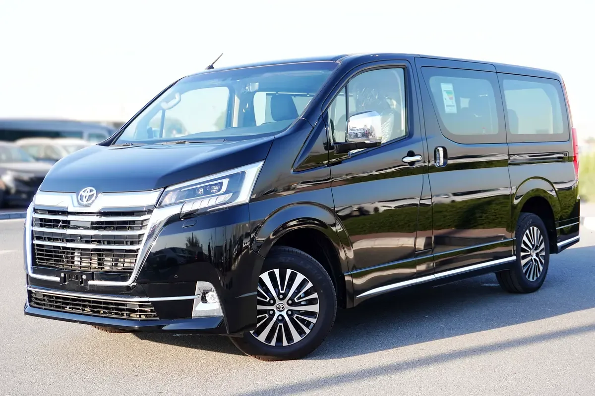 Toyota Granvia 3.5 AT (270 hp)
