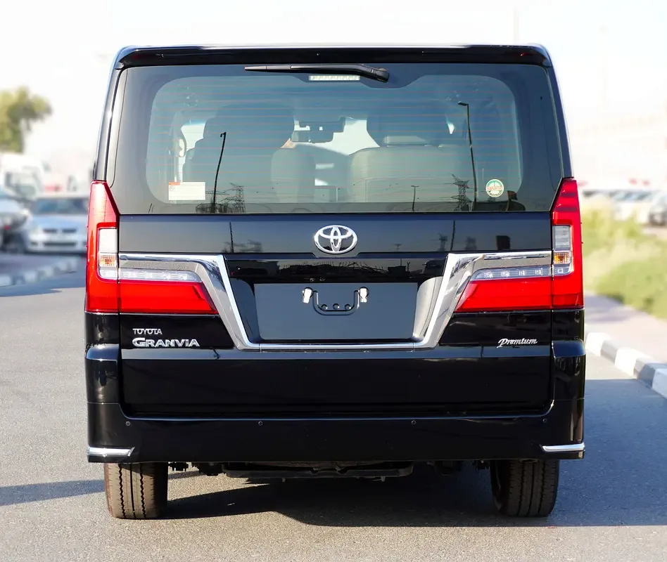 Toyota Granvia 3.5 AT (270 hp) - 5