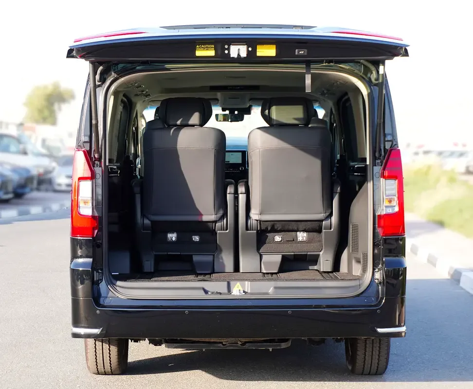Toyota Granvia 3.5 AT (270 hp) - 6