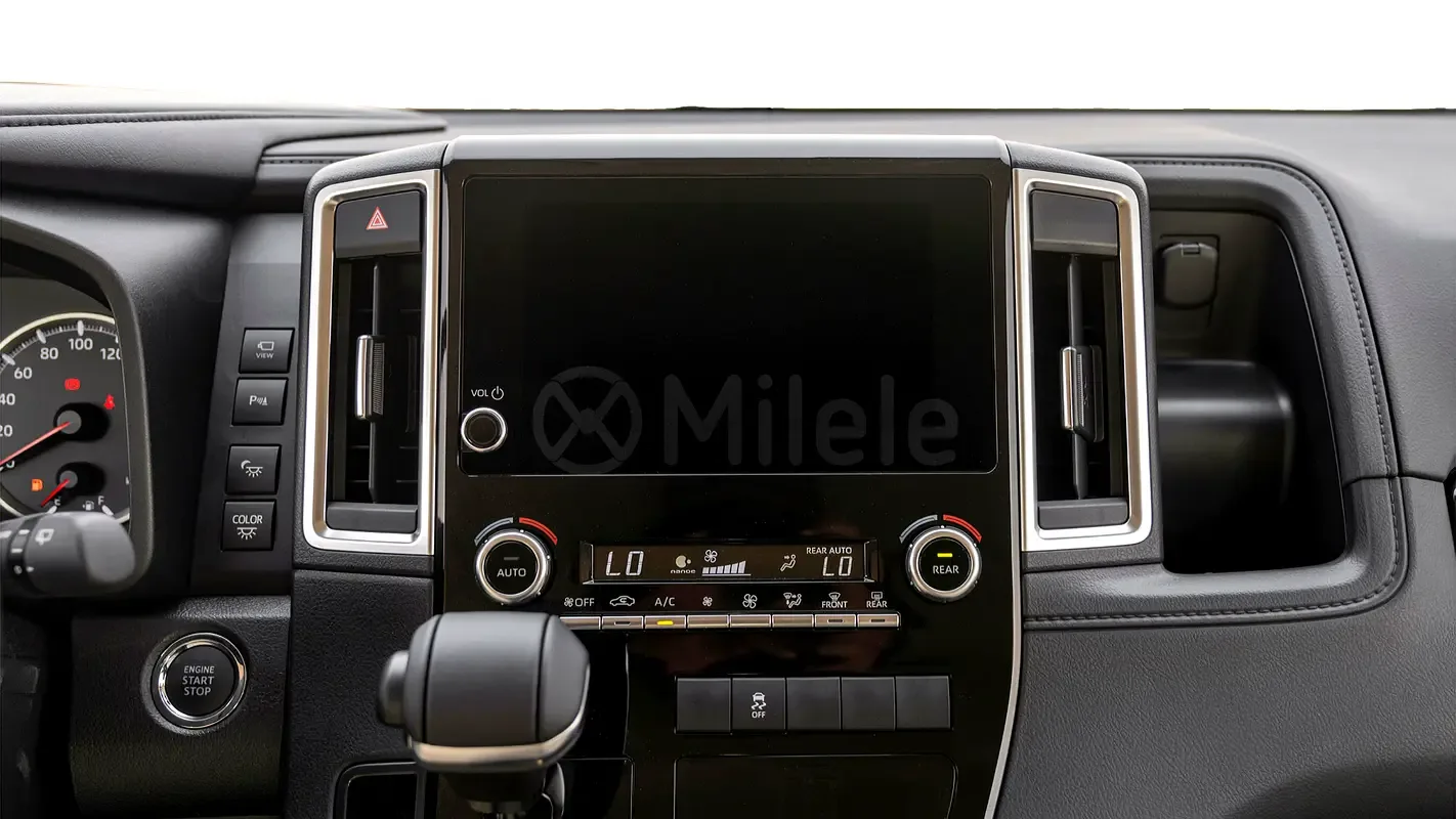 Toyota Granvia 3.5 AT (270 hp) - 11