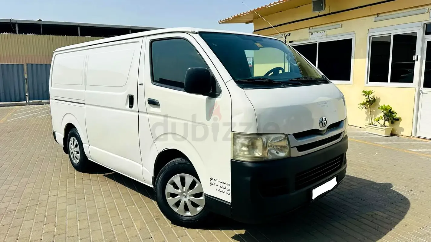 Toyota Hiace 2.0 MT (133 hp)