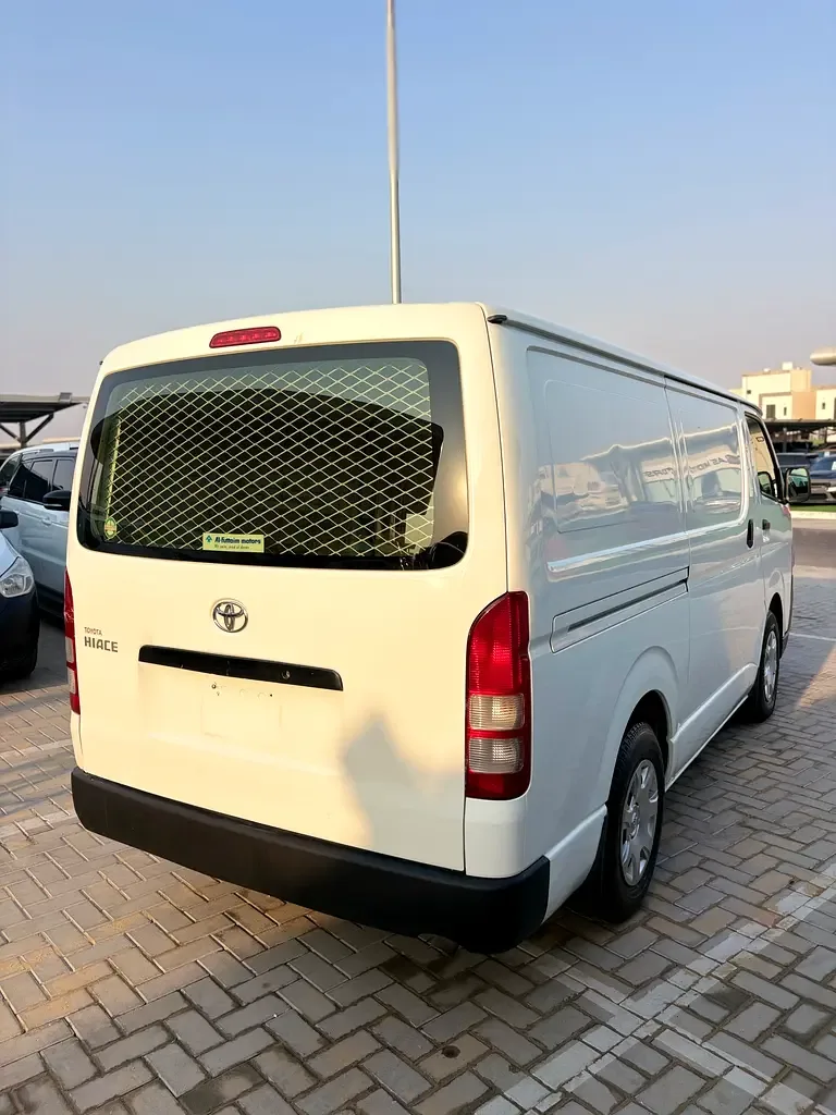 Toyota Hiace 2.0 MT L1H1 (133 hp) - 4