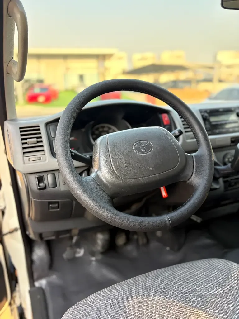 Toyota Hiace 2.0 MT L1H1 (133 hp) - 8