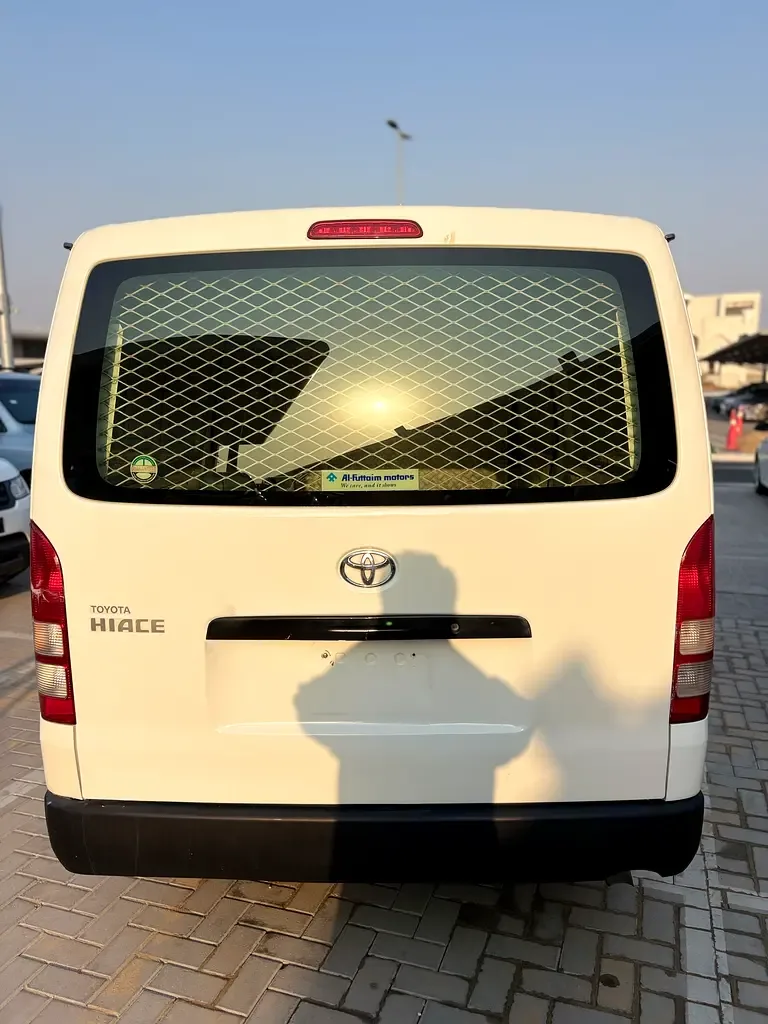 Toyota Hiace 2.0 MT L1H1 (133 hp) - 6