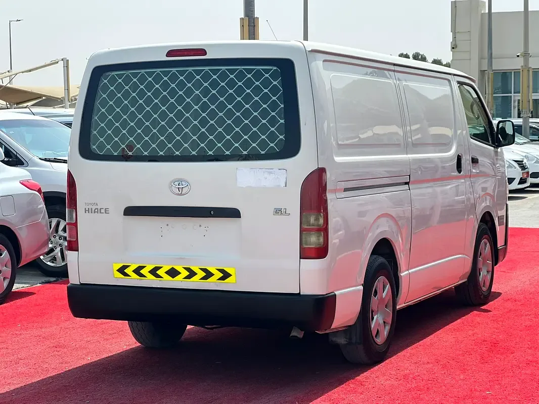 Toyota Hiace 2.0 MT L1H1 (133 hp) - 6