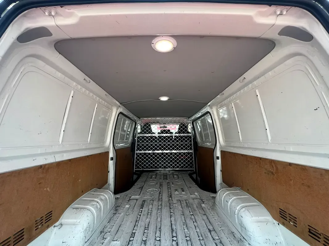 Toyota Hiace 2.0 MT L1H1 (133 hp) - 11
