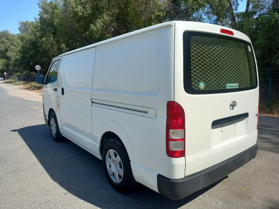Toyota Hiace 2.0 MT L1H1 (133 hp) - 3