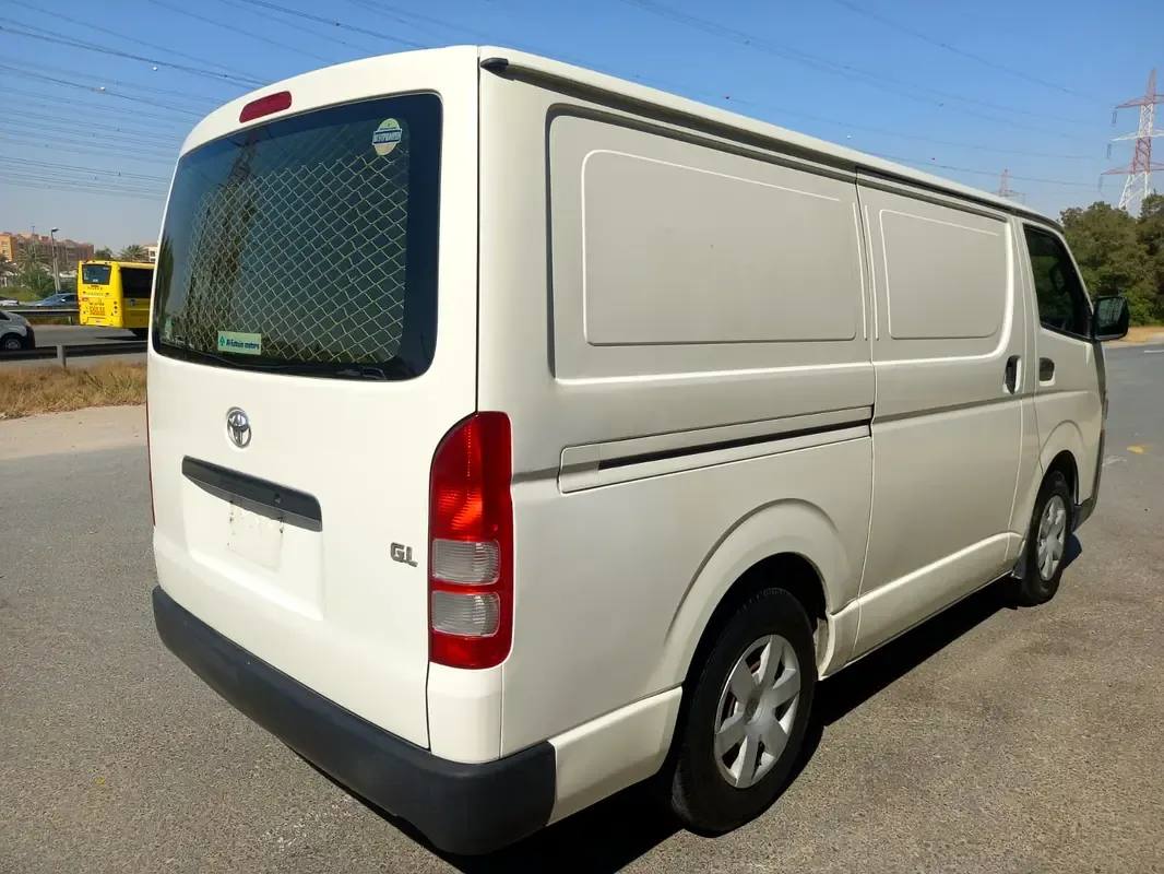 Toyota Hiace 2.0 MT L1H1 (133 hp) - 4