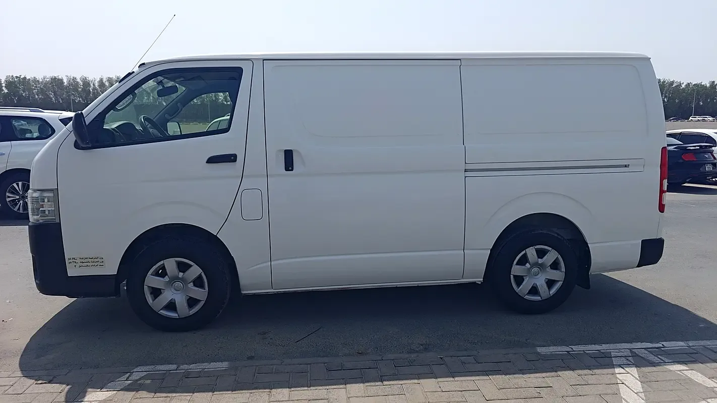 Toyota Hiace 2.0 MT L1H1 (133 حصان) - 10