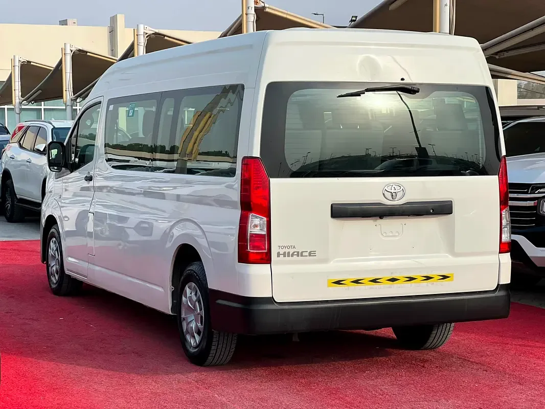 Toyota Hiace 2.0 MT L1H1 (133 حصان) - 4