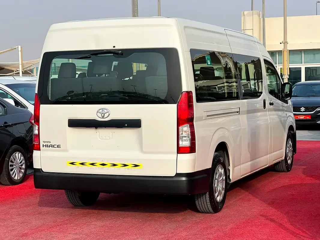 Toyota Hiace 2.0 MT L1H1 (133 حصان) - 6