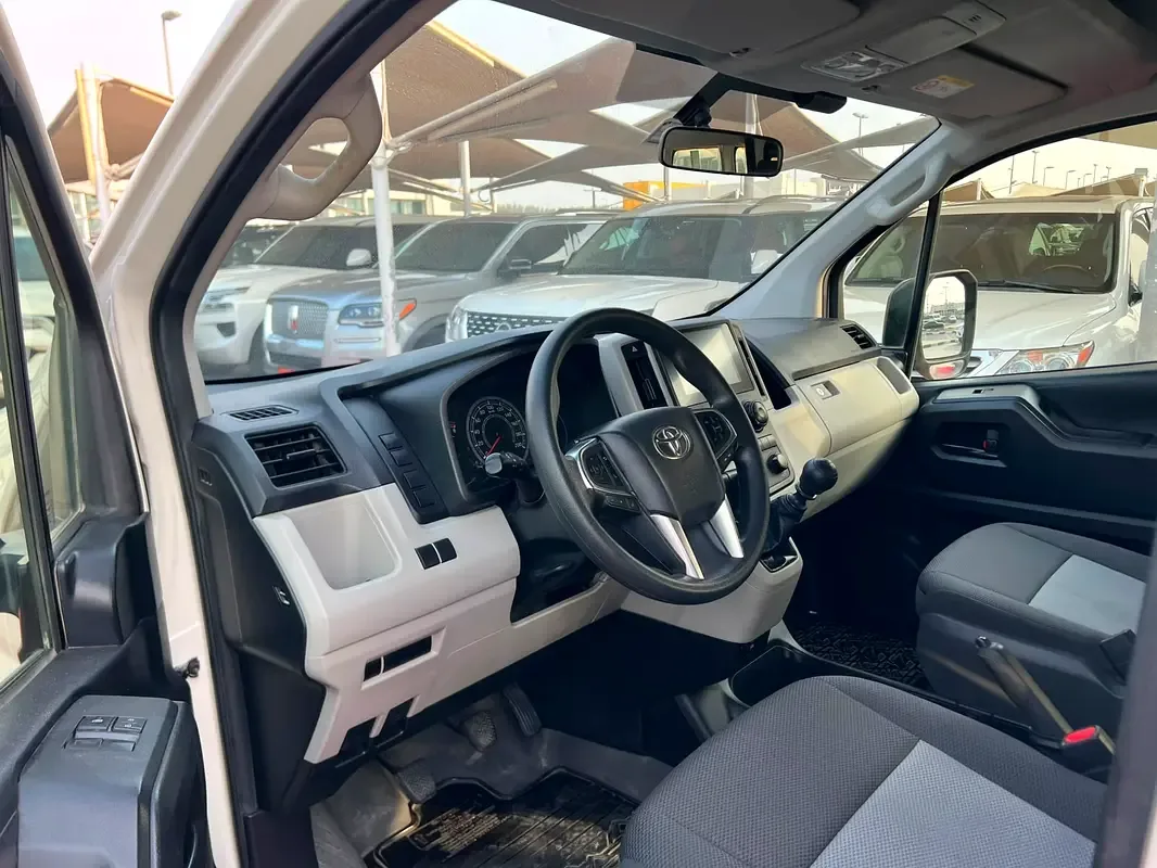 Toyota Hiace 2.0 MT L1H1 (133 حصان) - 8