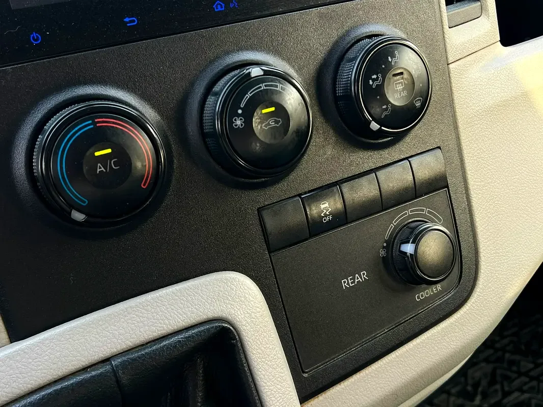 Toyota Hiace 2.0 MT L1H1 (133 حصان) - 17