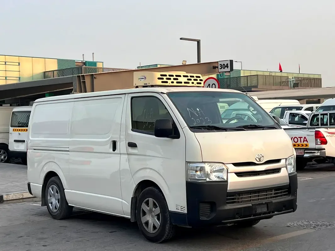Toyota Hiace 2.0 MT L1H1 (133 hp)