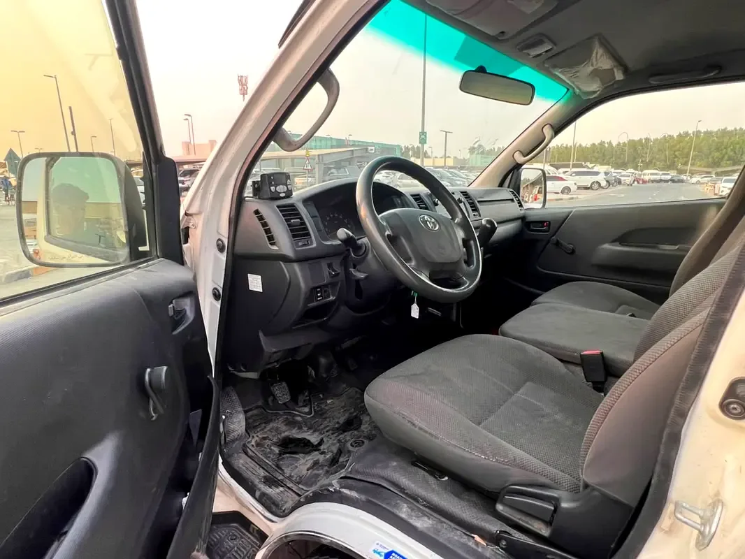 Toyota Hiace 2.0 MT L1H1 (133 حصان) - 7